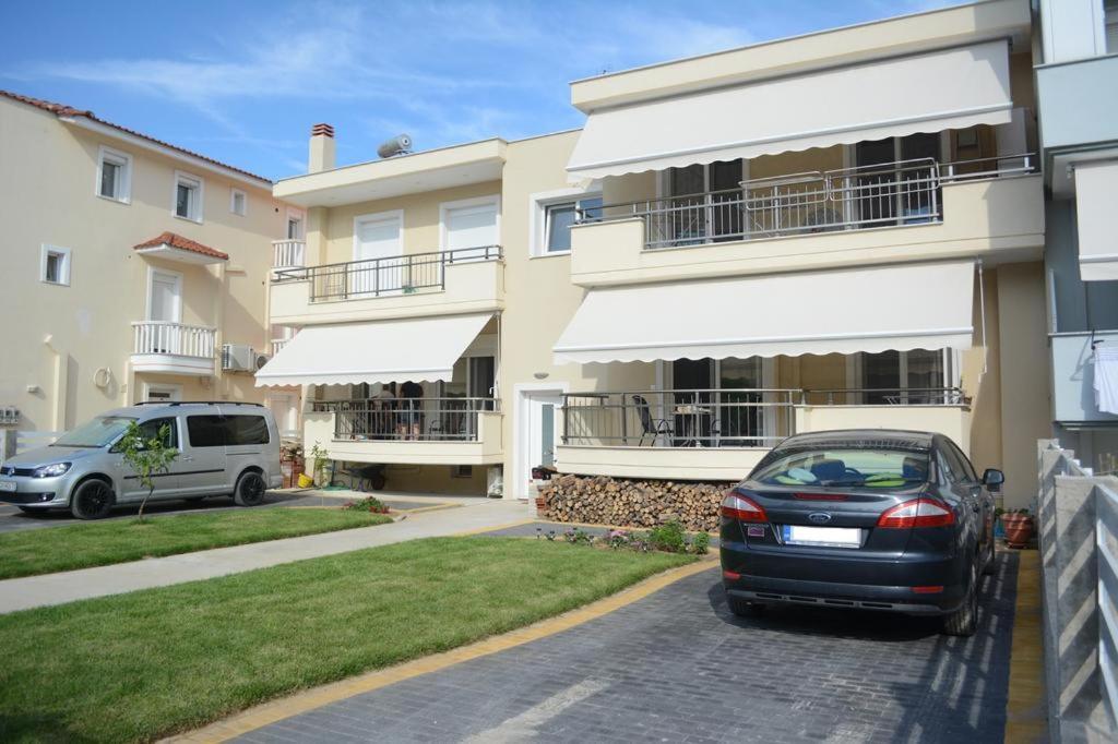 Myrsini'S Apartment Nea Peramos  Luaran gambar